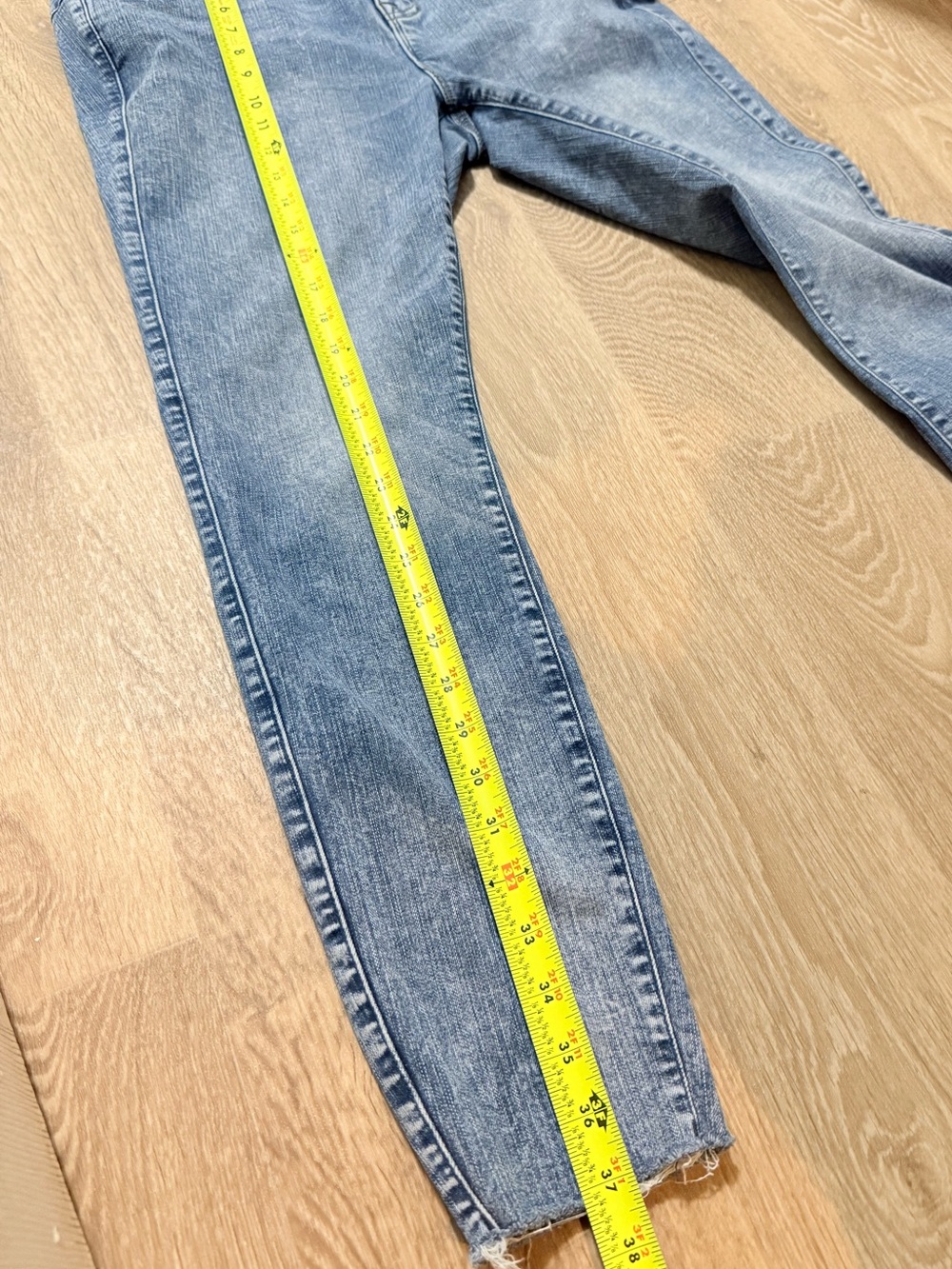 Torrid Bombshell Skinny 16R Light Wash Blue Jeans - Picture 12 of 12